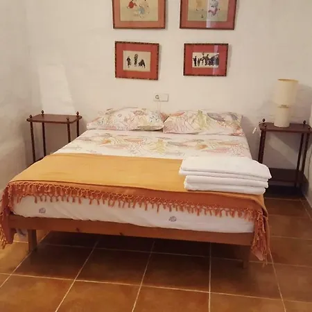 Son Blanc בית נופש