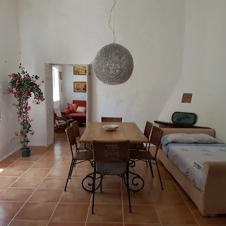 Son Blanc בית נופש